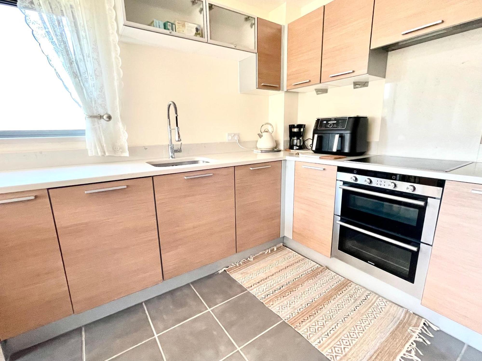 Luxury 2 Bedroom Apartment- Lake View - Free Parking - Wembley Stadium 5Km London Luaran gambar